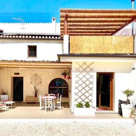 Al Vicoletto - Genuine Hospitality Bed & Breakfast Tortolì Екстериор снимка