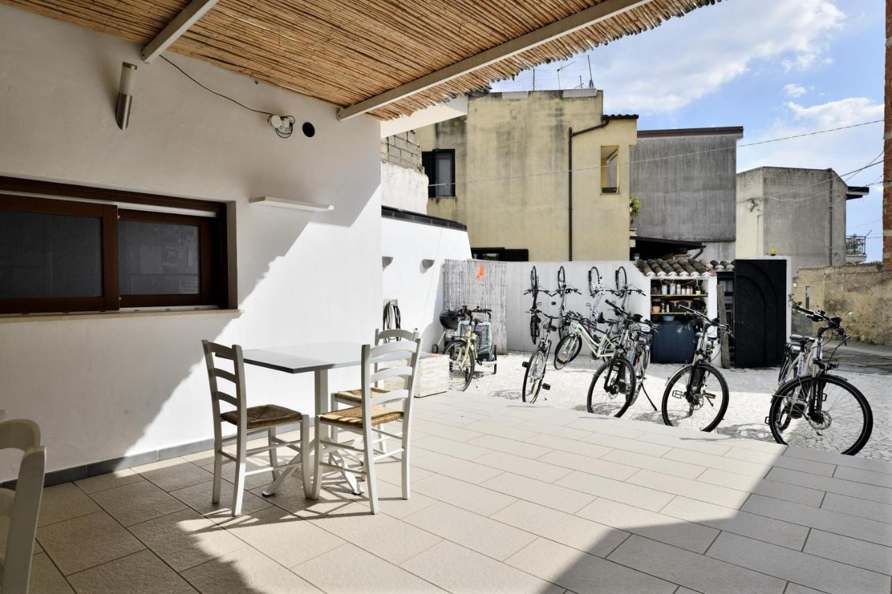 Al Vicoletto - Genuine Hospitality Bed & Breakfast Tortolì Екстериор снимка