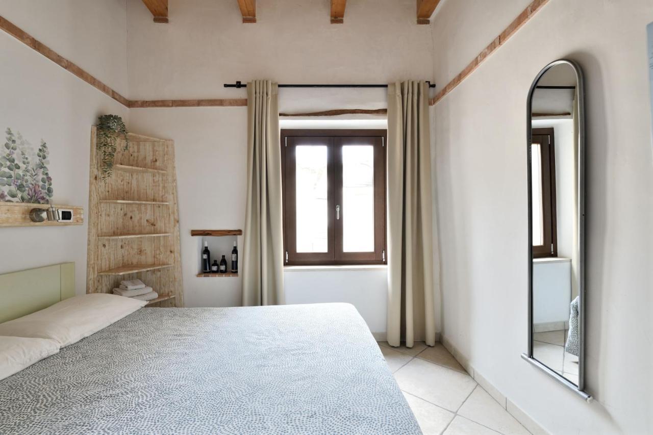 Al Vicoletto - Genuine Hospitality Bed & Breakfast Tortolì Екстериор снимка